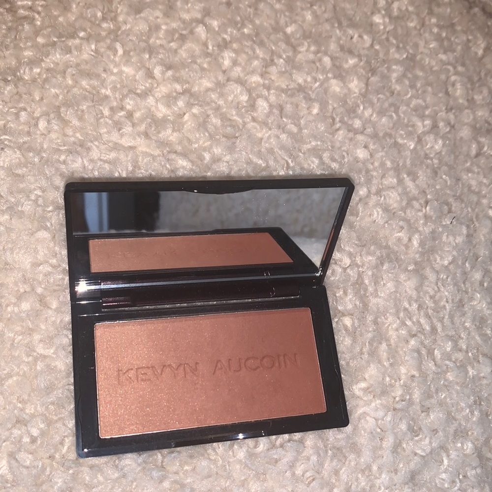 Kevin Aucoin Dusk medium Bronzer - Picture 3 of 7